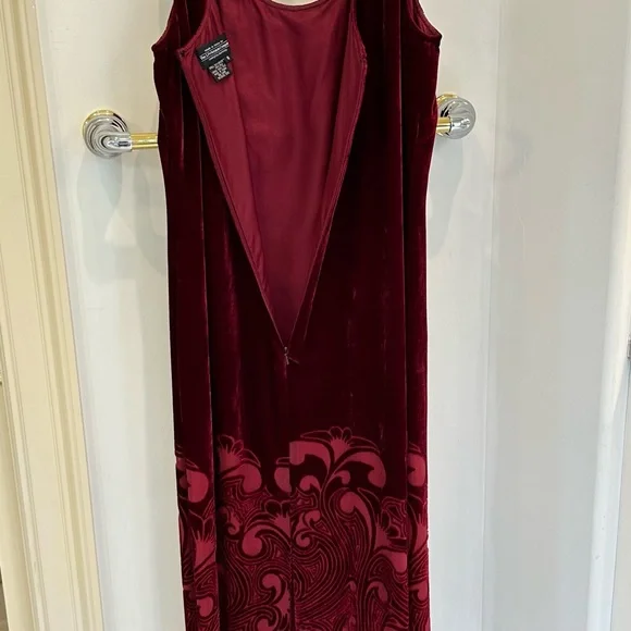 J PETERMAN vintage full length velvet sleeveless sheath - Picture 2 of 10